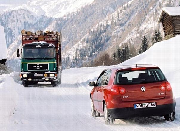 Österreich legt Brummis im Winter an die Kette. Foto: Auto-Reporter